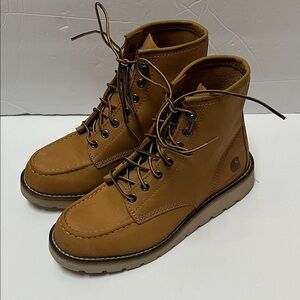 Women’s Size 7 Carhartt 6”Moc Soft Toe Wedge Boots.